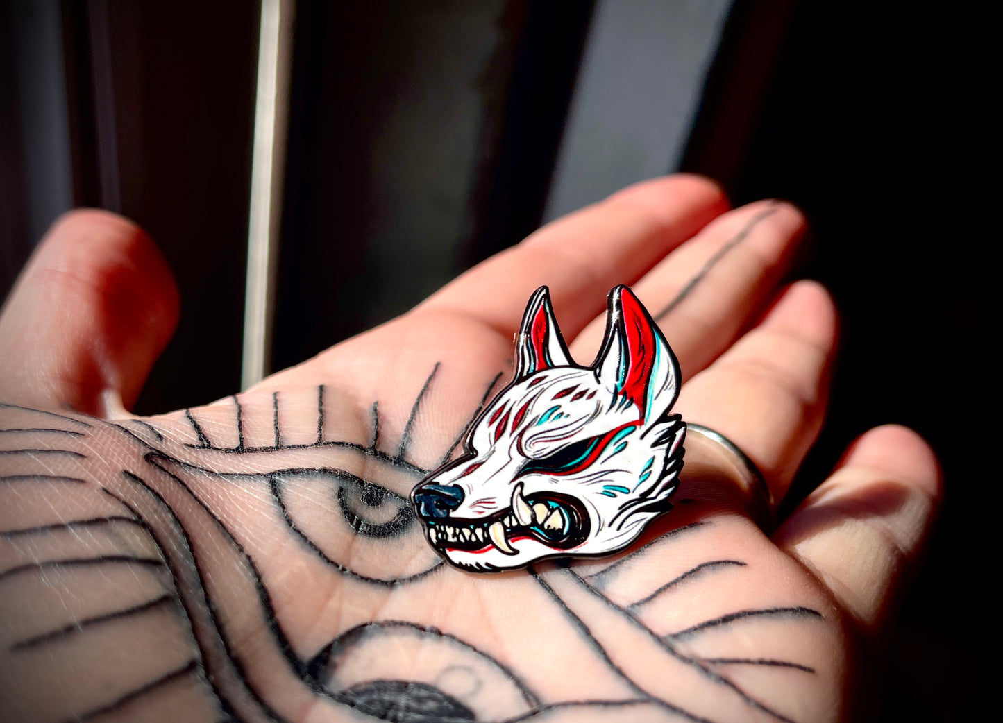 Kitsune enamel pin